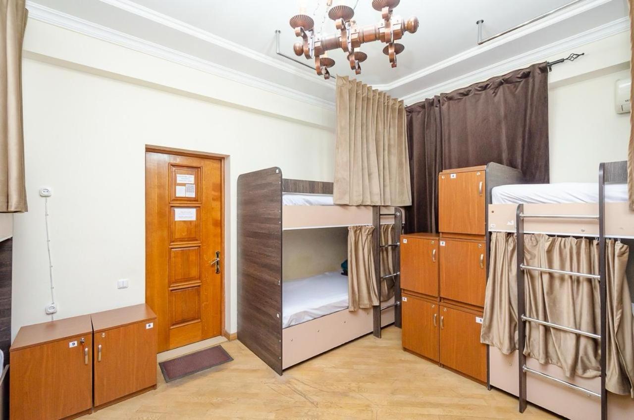 Areva Hostel & Apartment Erivan Dış mekan fotoğraf